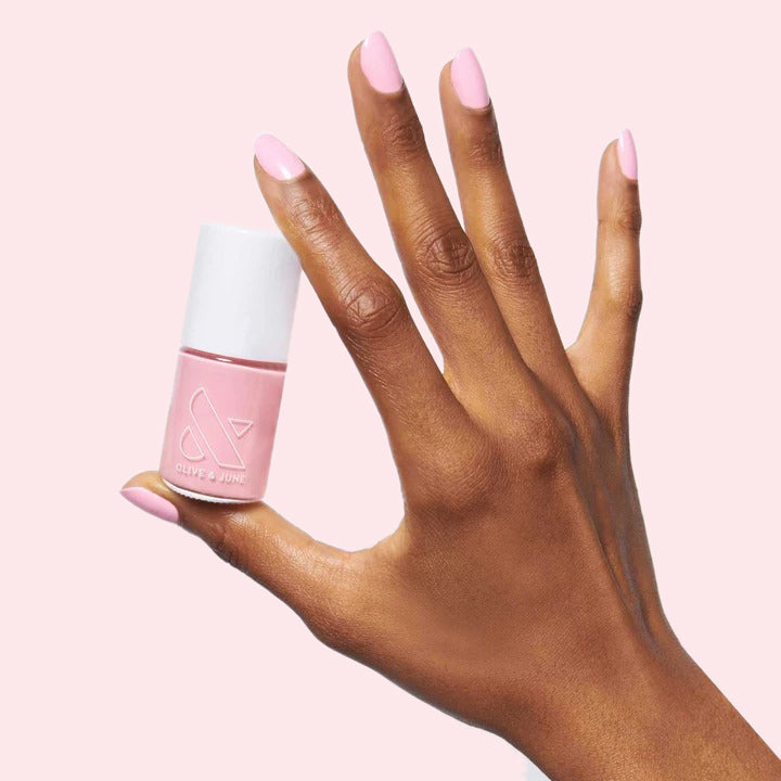1-PDP-SE-Bottle-Hand